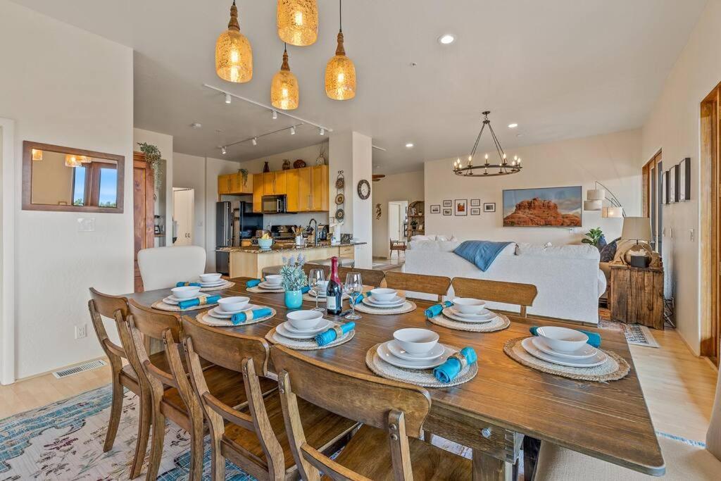 Close To Fresh Creek! Sleeps 12 ~ Amazing Views W/Serene Open Space ~ Hot Tub + Game Room ~ Trails Outside Sedona Extérieur photo