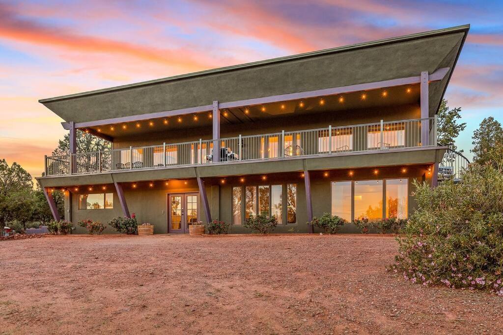 Close To Fresh Creek! Sleeps 12 ~ Amazing Views W/Serene Open Space ~ Hot Tub + Game Room ~ Trails Outside Sedona Extérieur photo