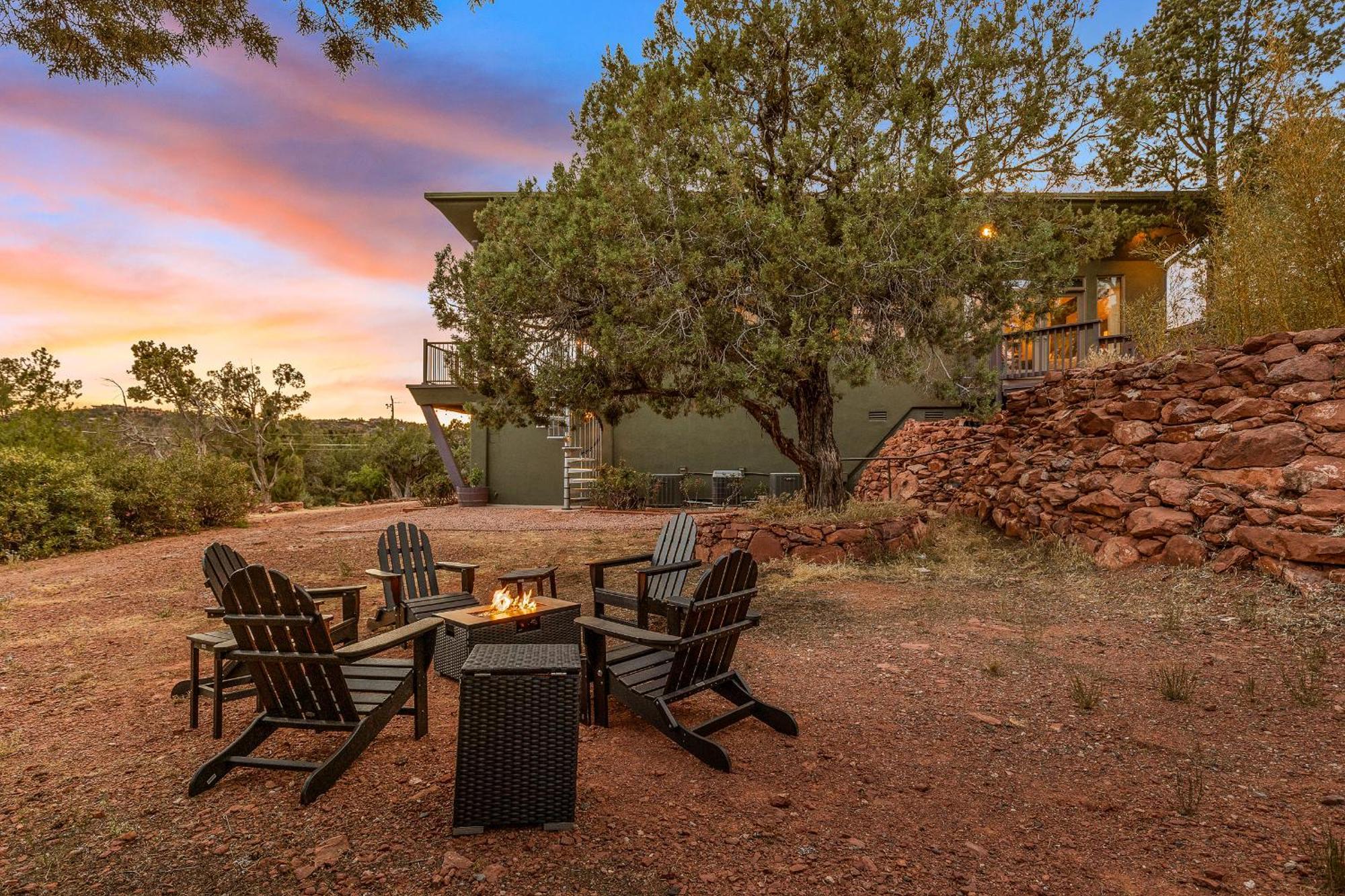 Close To Fresh Creek! Sleeps 12 ~ Amazing Views W/Serene Open Space ~ Hot Tub + Game Room ~ Trails Outside Sedona Extérieur photo